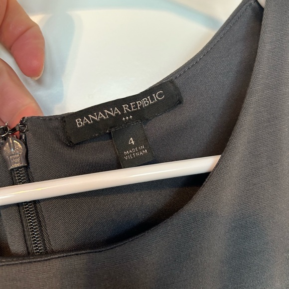 Banana Republic Pink and Burgundy Midi Dress - Picture 4 of 10